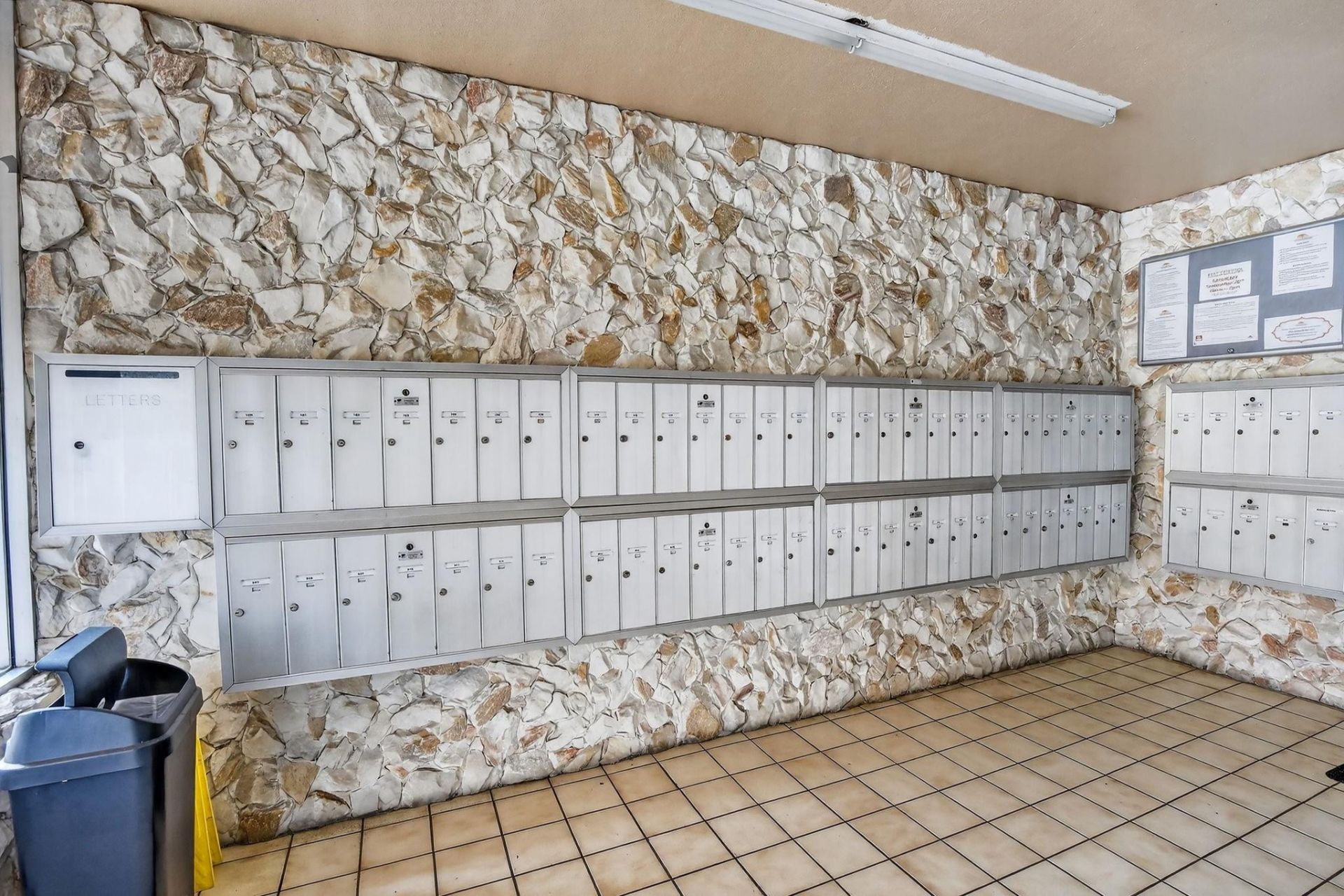 3905 N Nob Hill Road, Unit 201, Sunrise, FL 33351 Photo