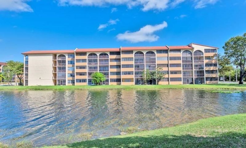 3905 N Nob Hill Road, Unit 201, Sunrise, FL 33351 Photo