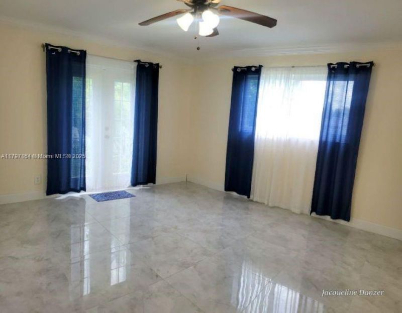 2241 NE 38th St, Lighthouse Point, FL 33064 Photo