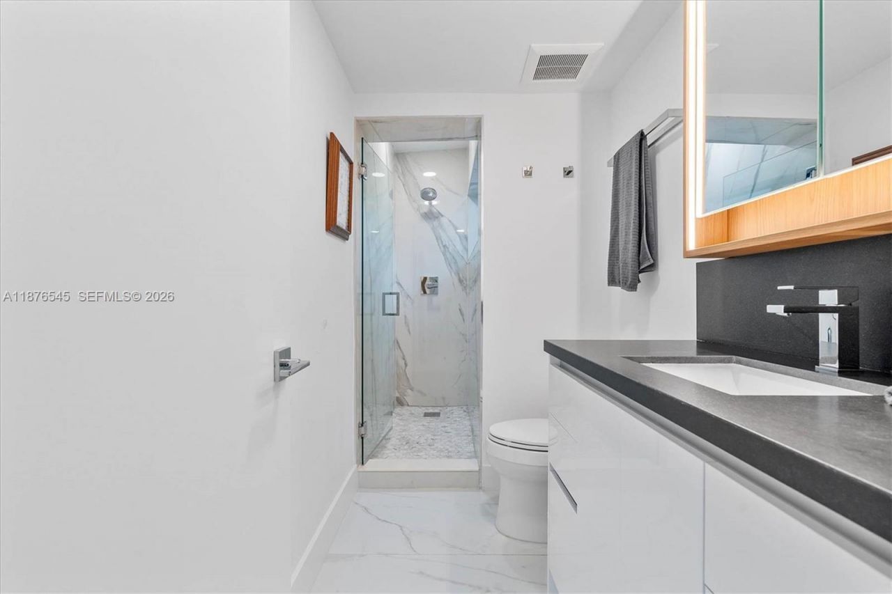 1076 NW 55th St, Miami, FL 33127 Photo