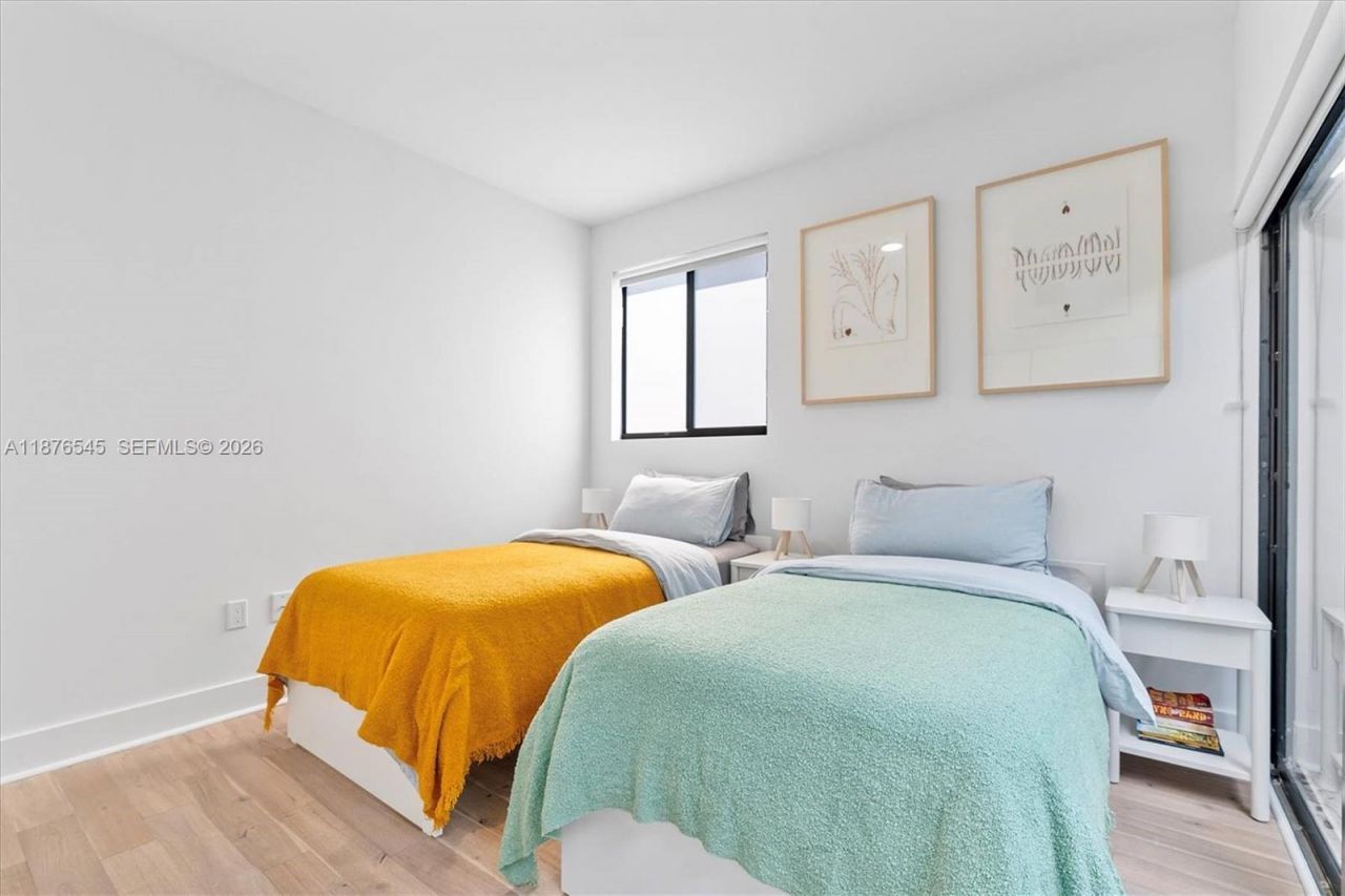 1076 NW 55th St, Miami, FL 33127 Photo