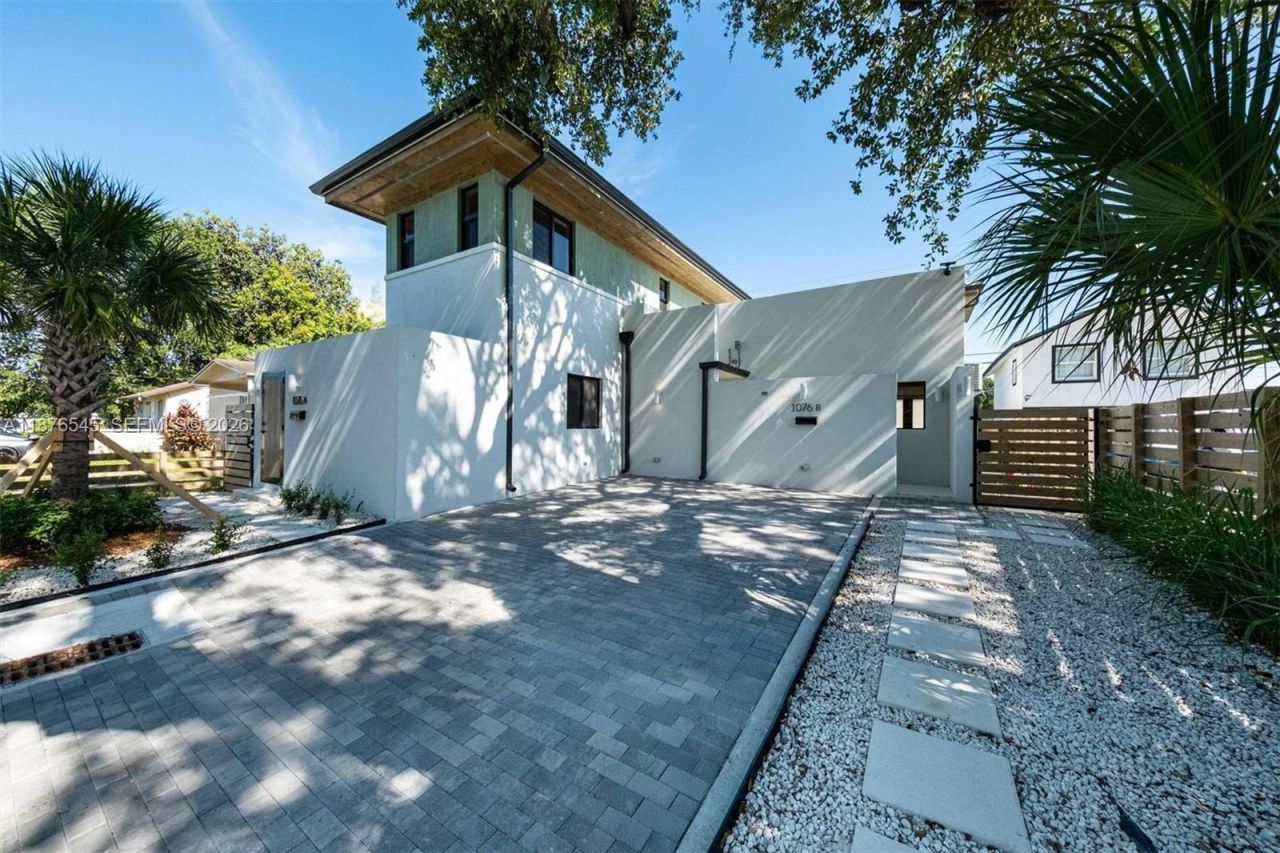 1076 NW 55th St, Miami, FL 33127 Photo