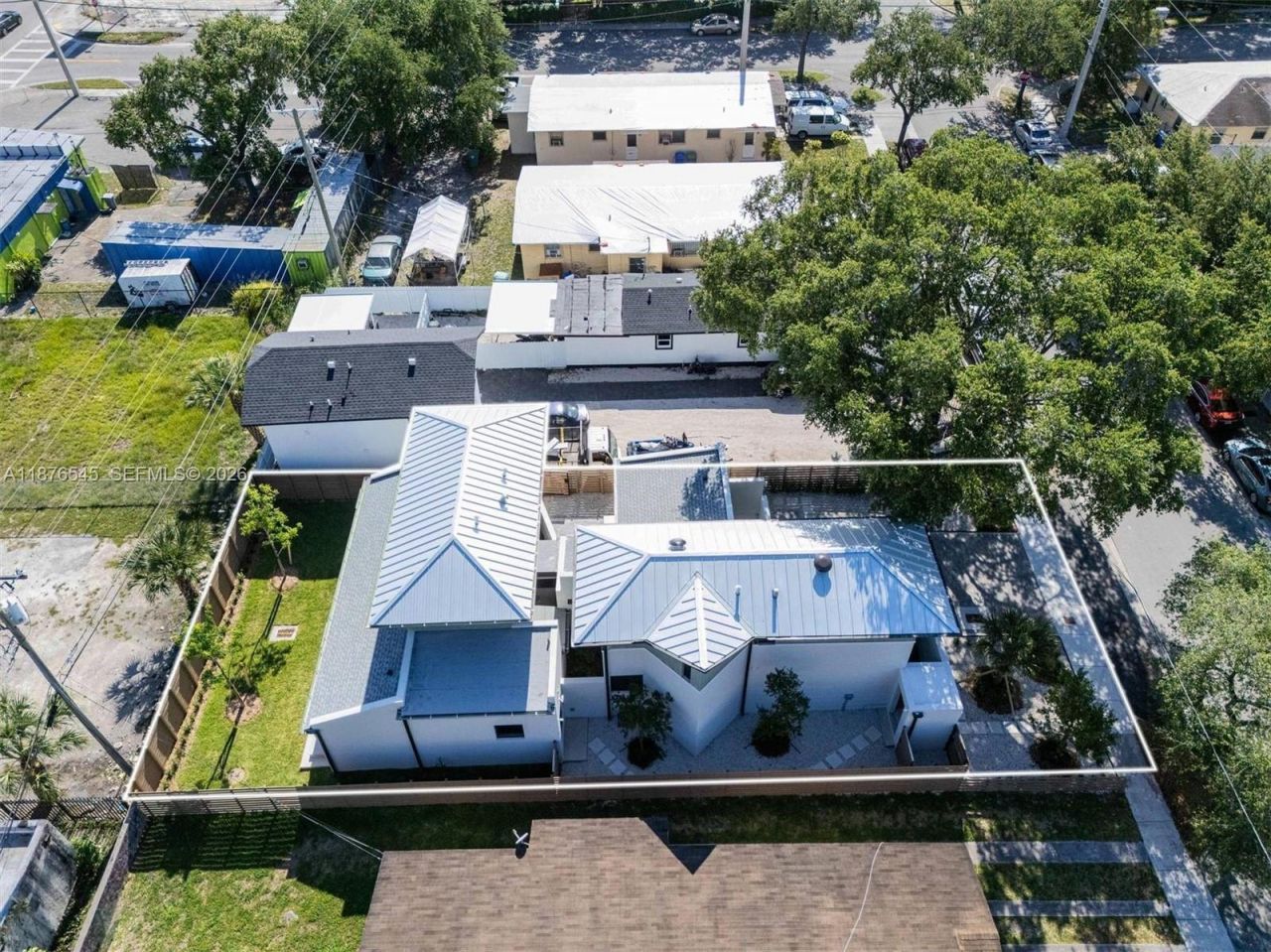 1076 NW 55th St, Miami, FL 33127 Photo