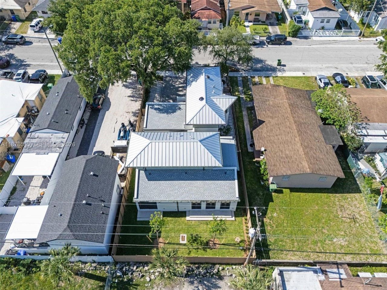 1076 NW 55th St, Miami, FL 33127 Photo