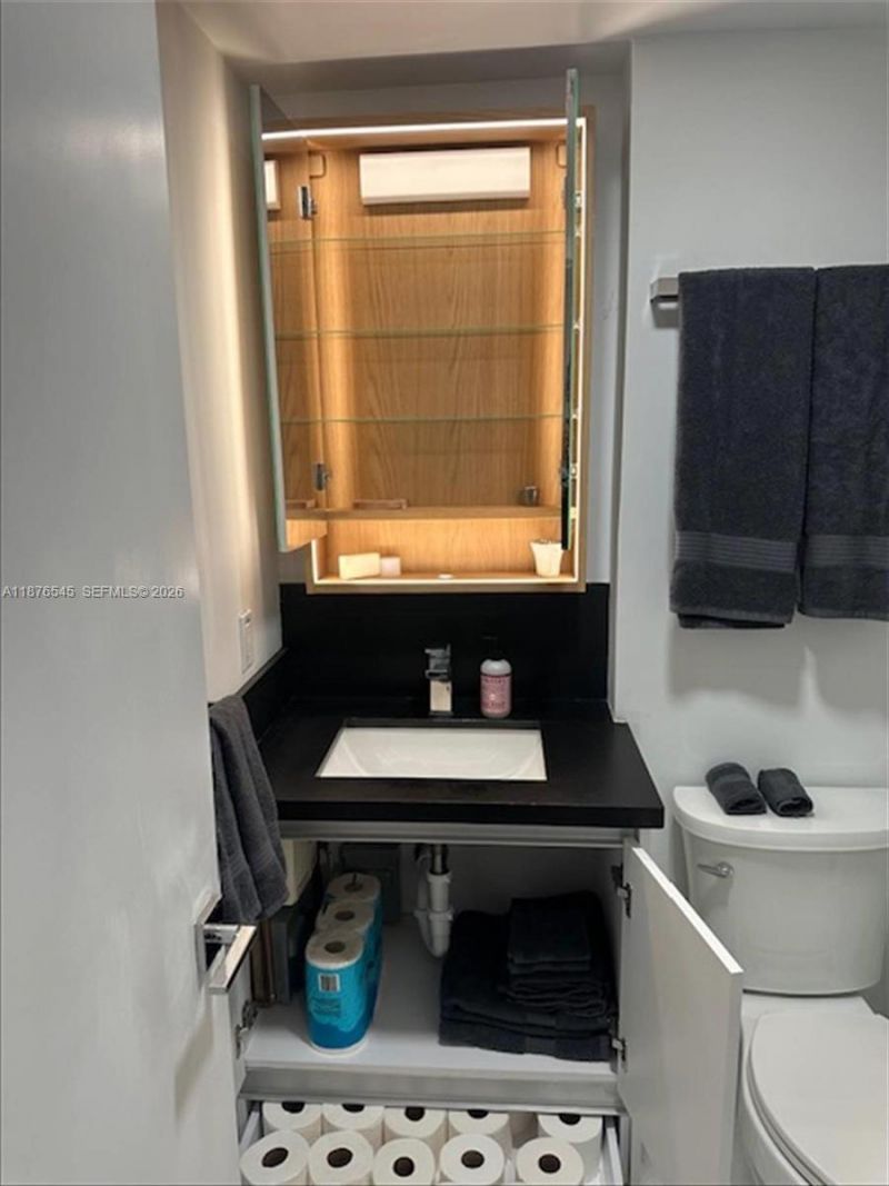 1076 NW 55th St, Miami, FL 33127 Photo