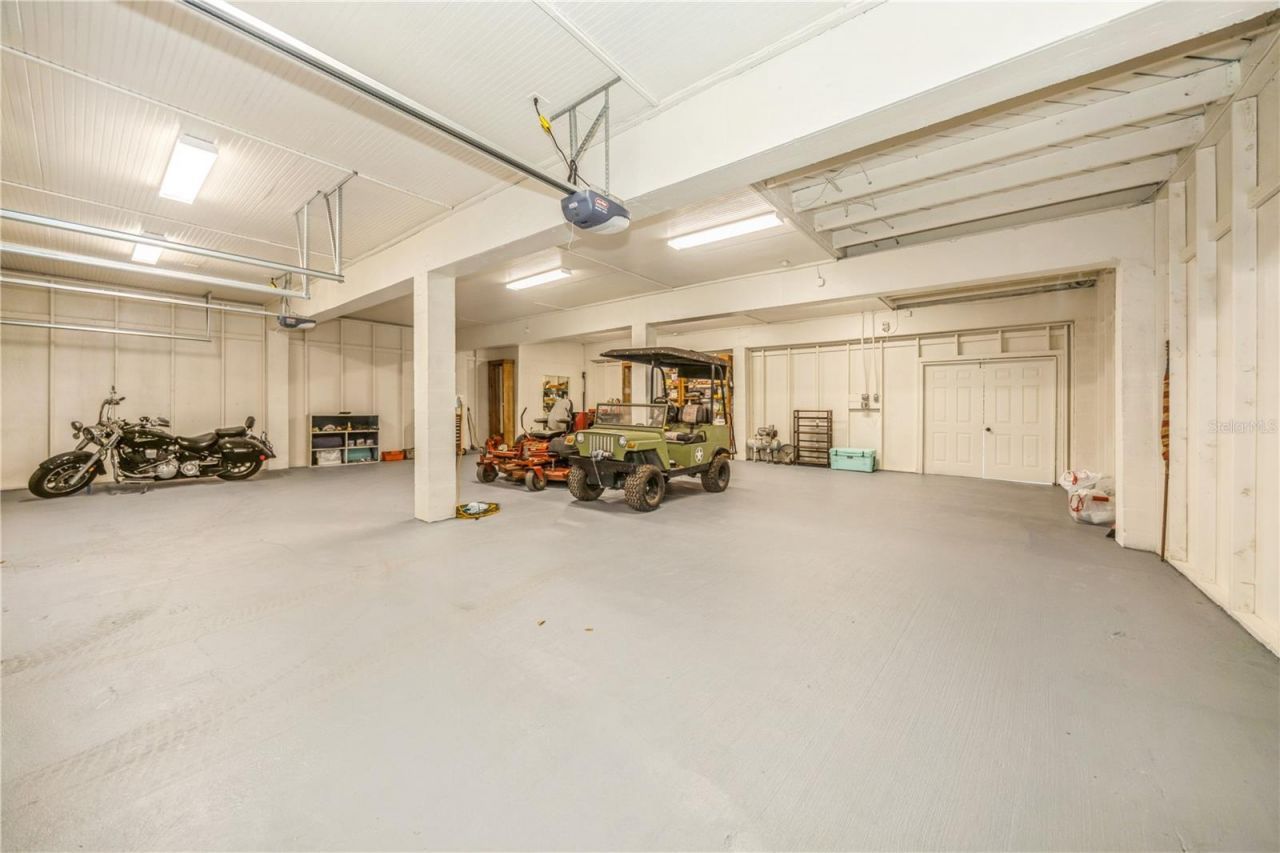 13005 Sea Critter Lane, Dover, FL 33527 Photo