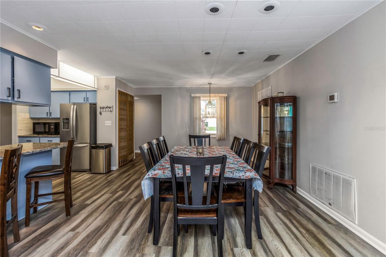 310 Terrace Drive, Brandon, FL 33510 Photo