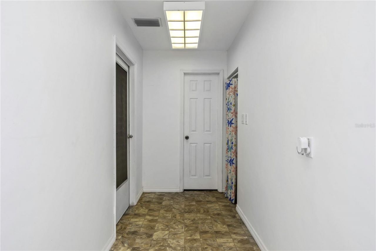 310 Terrace Drive, Brandon, FL 33510 Photo