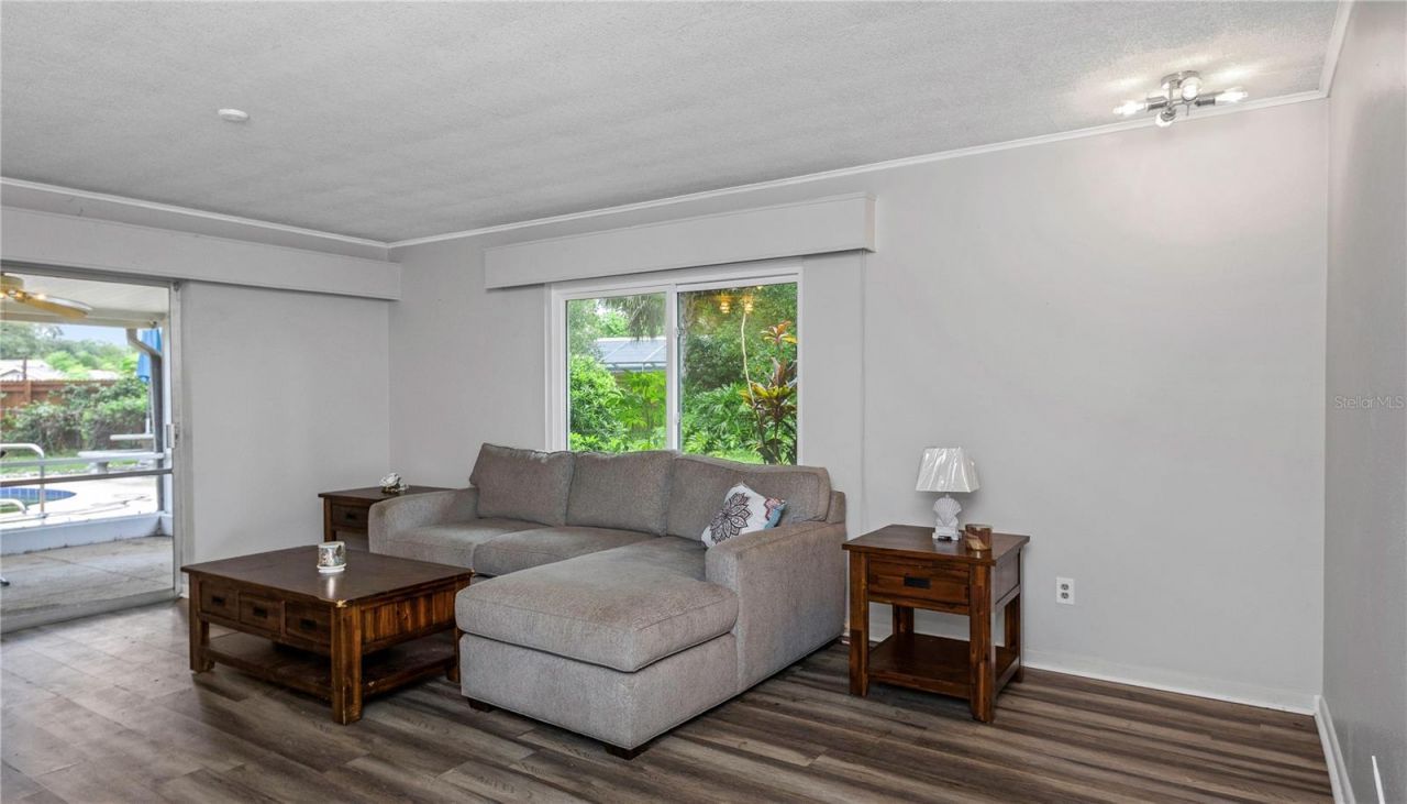 310 Terrace Drive, Brandon, FL 33510 Photo