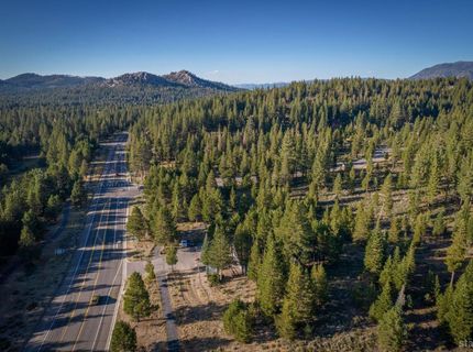 2877 Us Highway 50, South Lake Tahoe, CA 96150 Photo