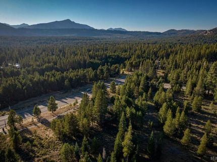 2877 Us Highway 50, South Lake Tahoe, CA 96150 Photo