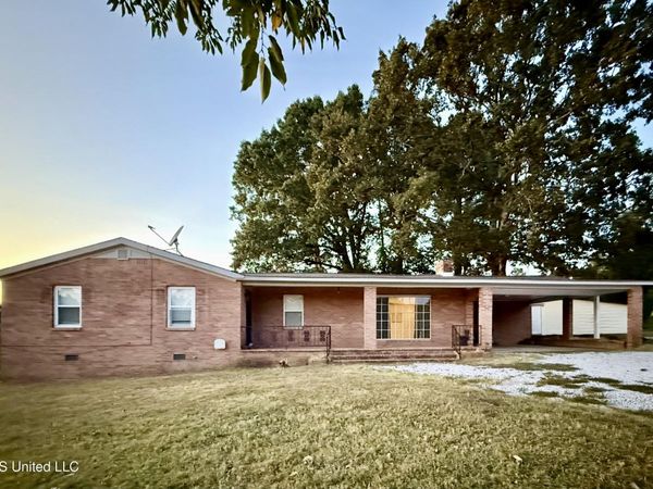 3767 E 4 Highway, Holly Springs, MS 38635