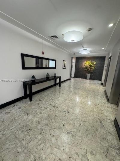 1200 West Ave, Unit 322, Miami Beach, FL 33139 Photo