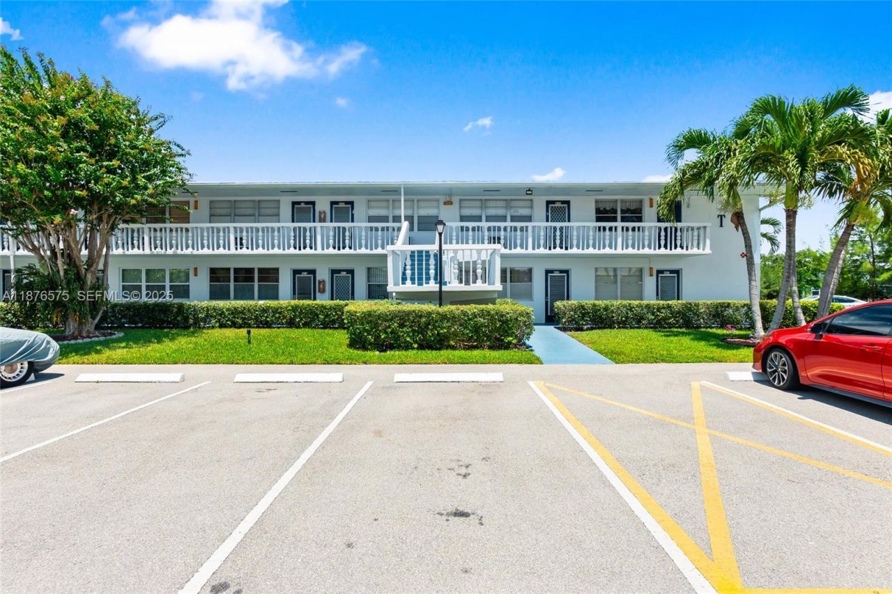 431 Markham T, Unit 431, Deerfield Beach, FL 33442 Photo