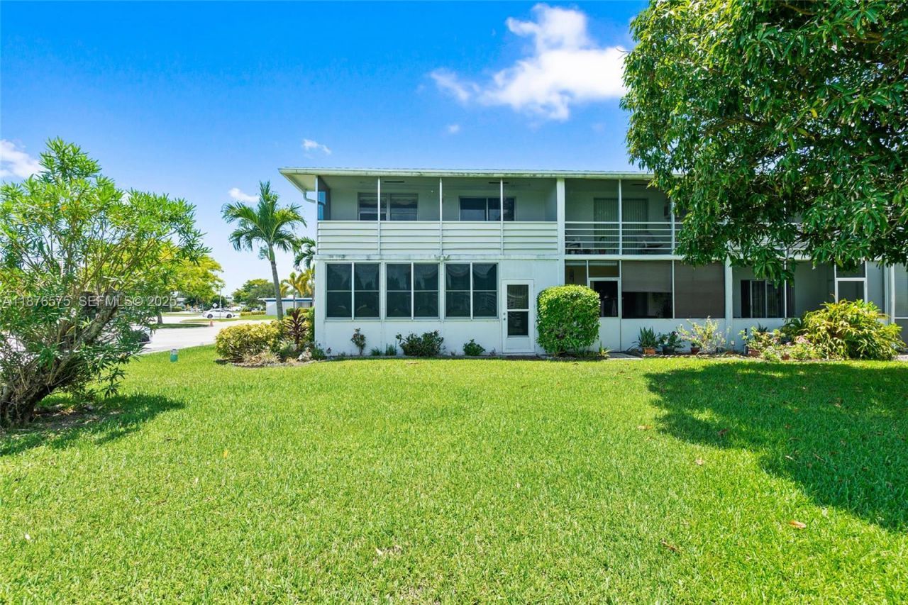 431 Markham T, Unit 431, Deerfield Beach, FL 33442 Photo
