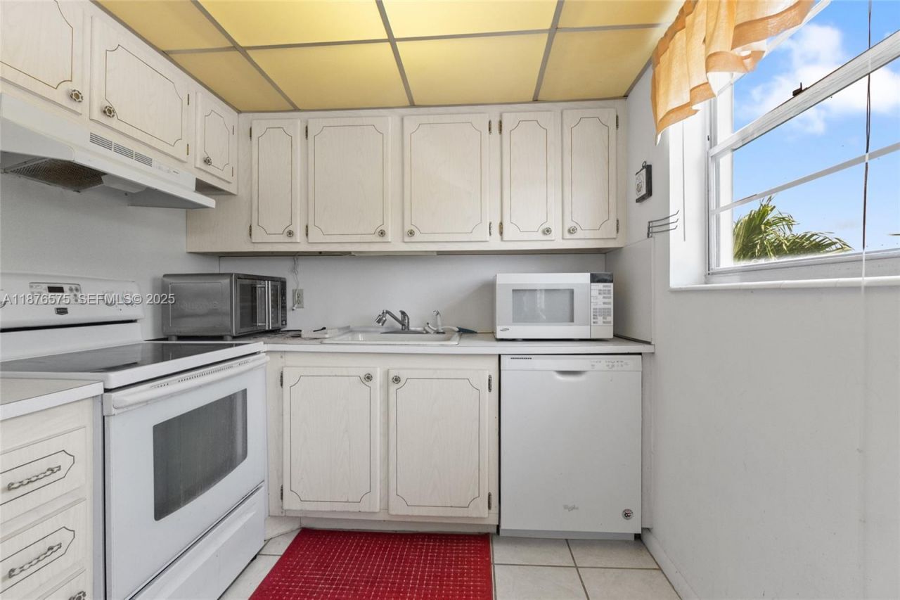 431 Markham T, Unit 431, Deerfield Beach, FL 33442 Photo