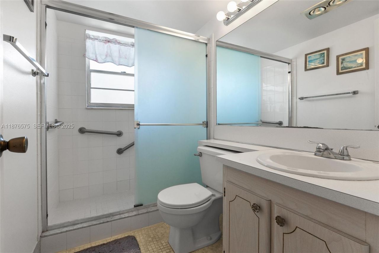 431 Markham T, Unit 431, Deerfield Beach, FL 33442 Photo