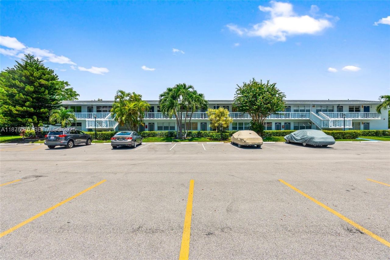 431 Markham T, Unit 431, Deerfield Beach, FL 33442 Photo