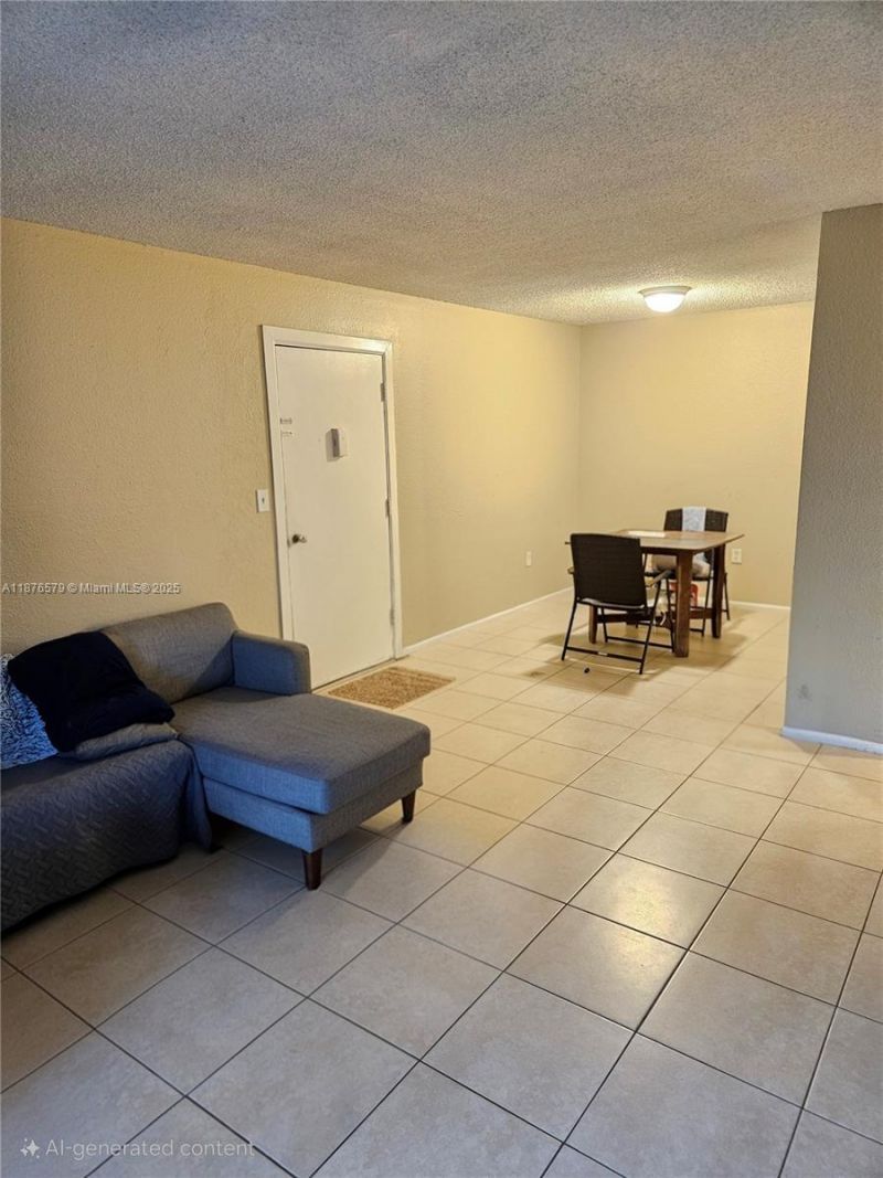 411 Executive Center Dr, Unit 209, West Palm Beach, FL 33401 Photo