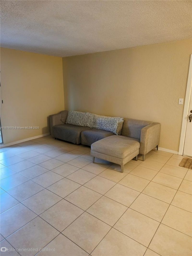 411 Executive Center Dr, Unit 209, West Palm Beach, FL 33401 Photo
