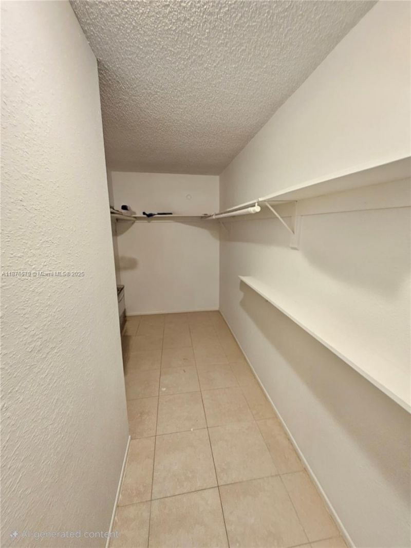 411 Executive Center Dr, Unit 209, West Palm Beach, FL 33401 Photo