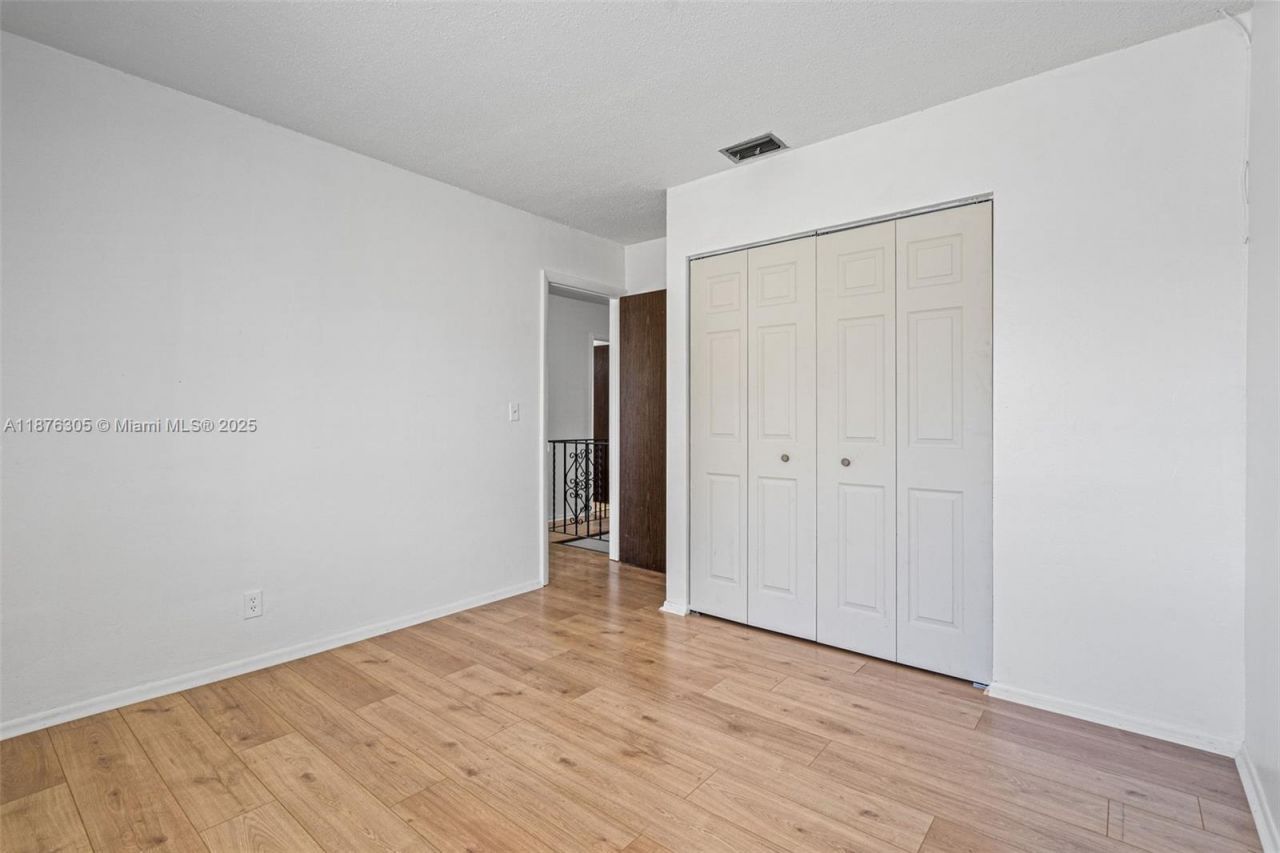 2607 NW 47th Ln, Unit 3304, Lauderdale Lakes, FL 33313 Photo