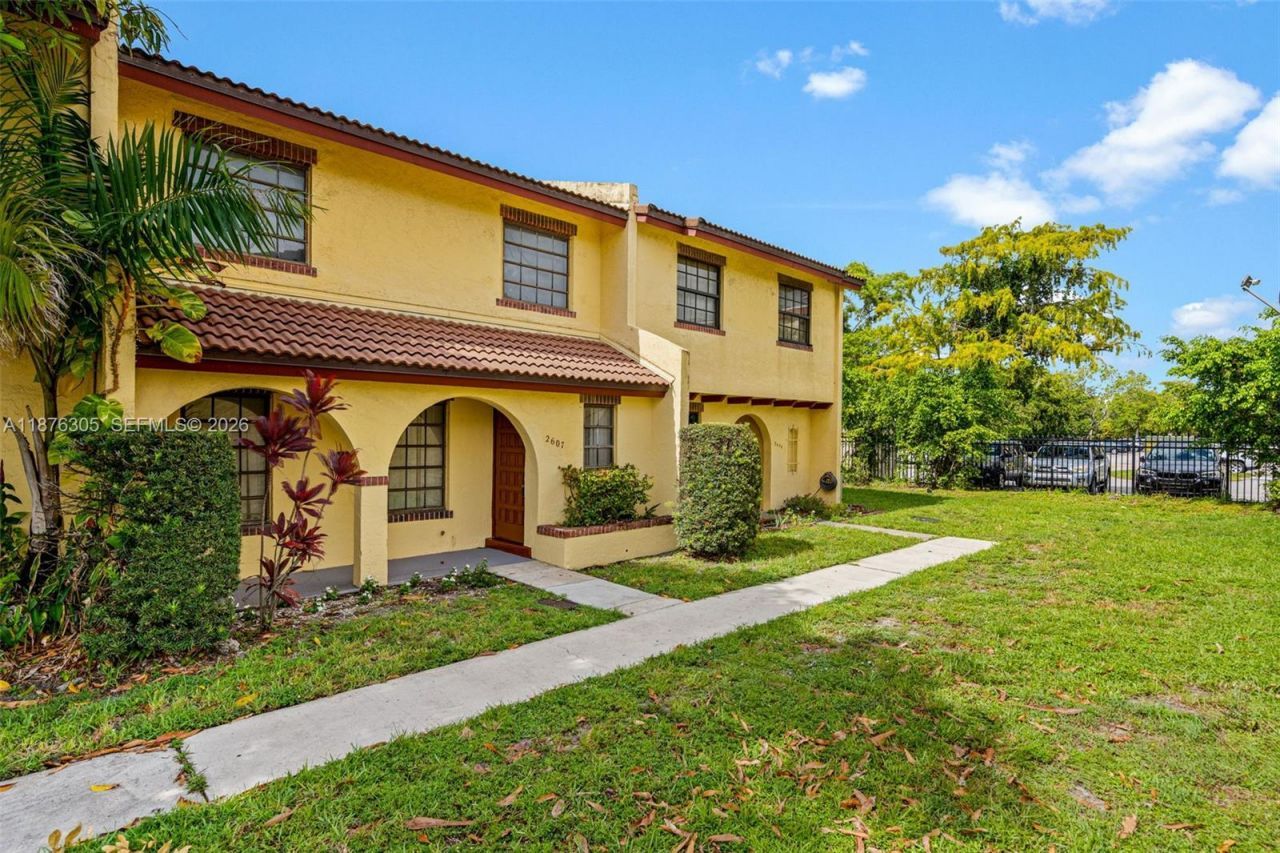 2607 NW 47th Ln, Unit 3304, Lauderdale Lakes, FL 33313 Photo