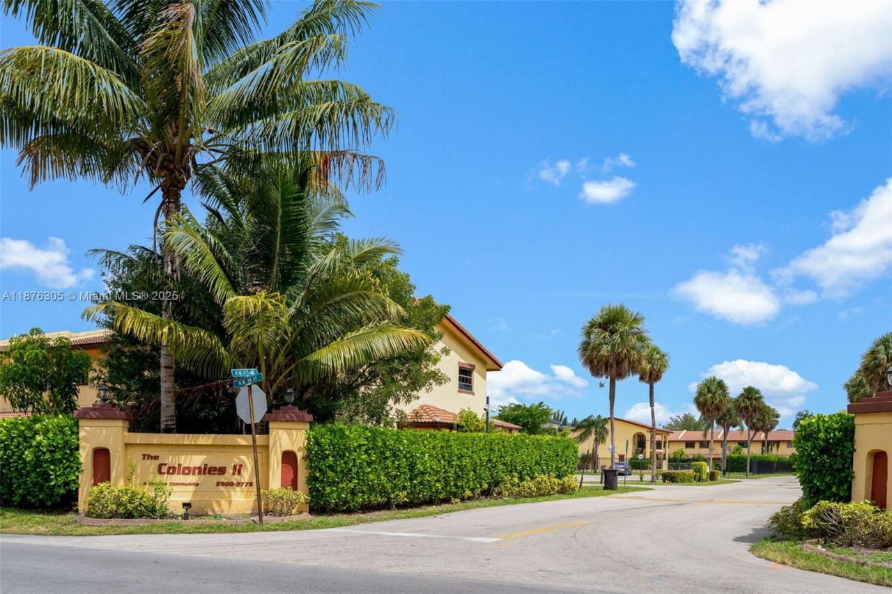 2607 NW 47th Ln, Unit 3304, Lauderdale Lakes, FL 33313 Photo