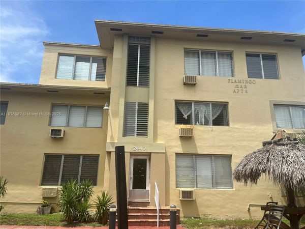 2436 Flamingo Dr, Miami Beach, FL 33140