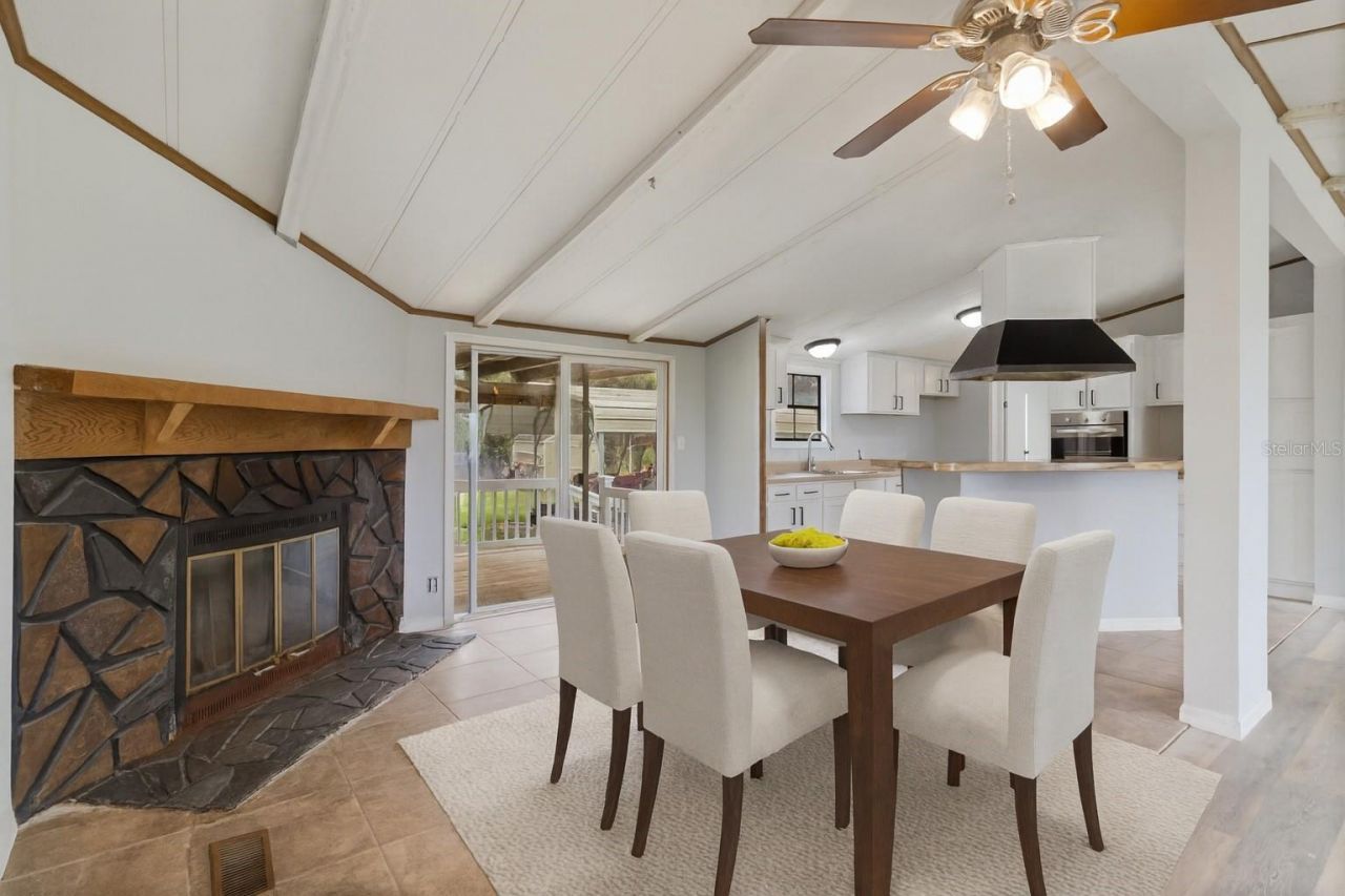 4773 E C-48, Center Hill, FL 33514 Photo