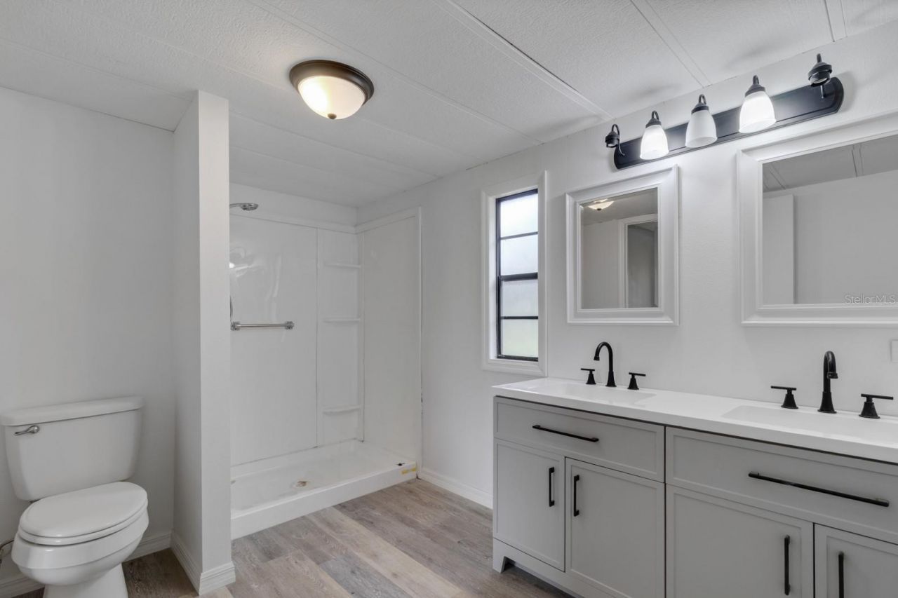 4773 E C-48, Center Hill, FL 33514 Photo