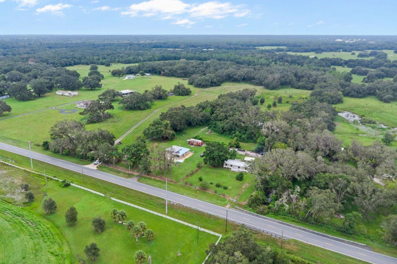 4773 E C-48, Center Hill, FL 33514 Photo