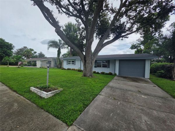 4461 MACEACHEN BOULEVARD, SARASOTA, FL 34233
