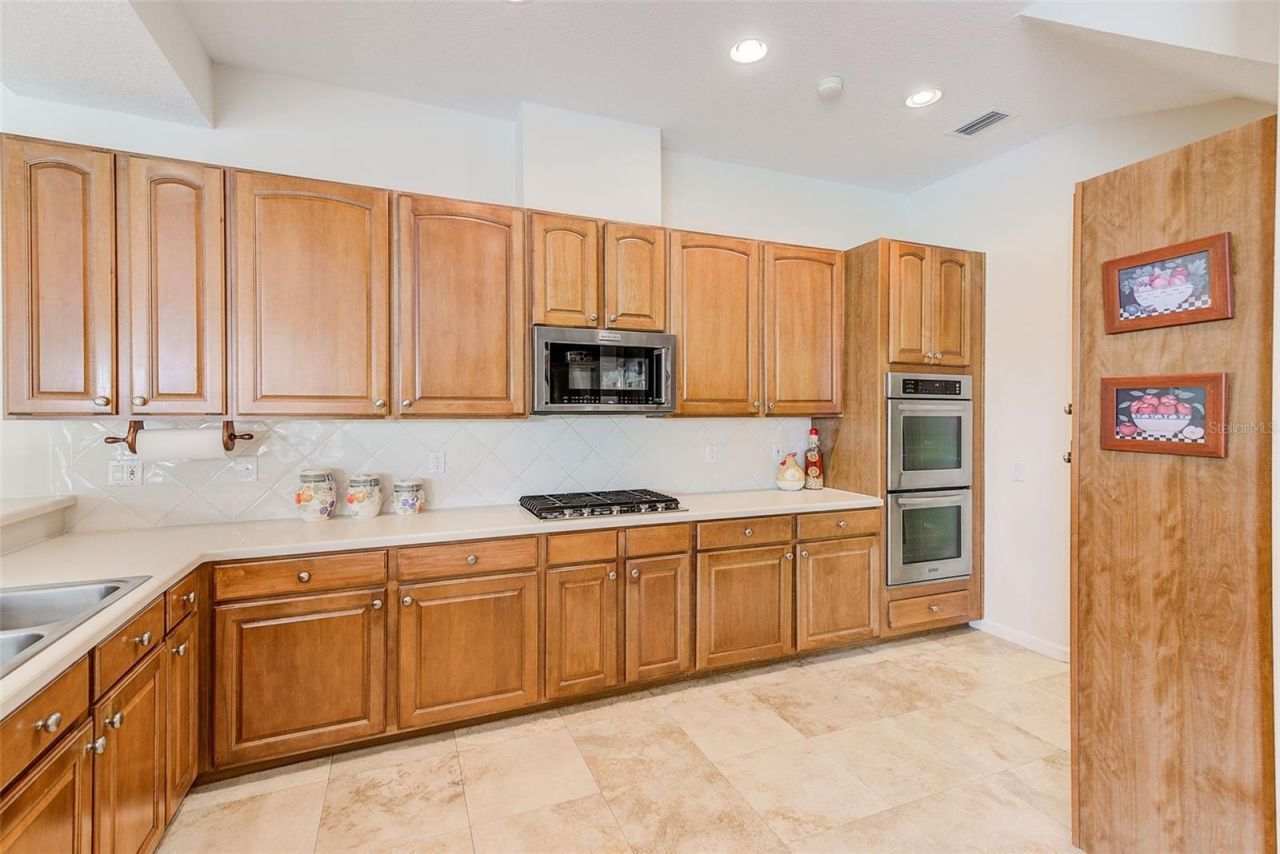 7714 Aralia Way, Seminole, FL 33777 Photo