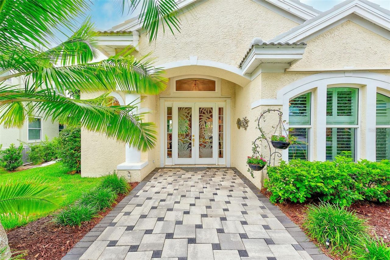 7714 Aralia Way, Seminole, FL 33777 Photo