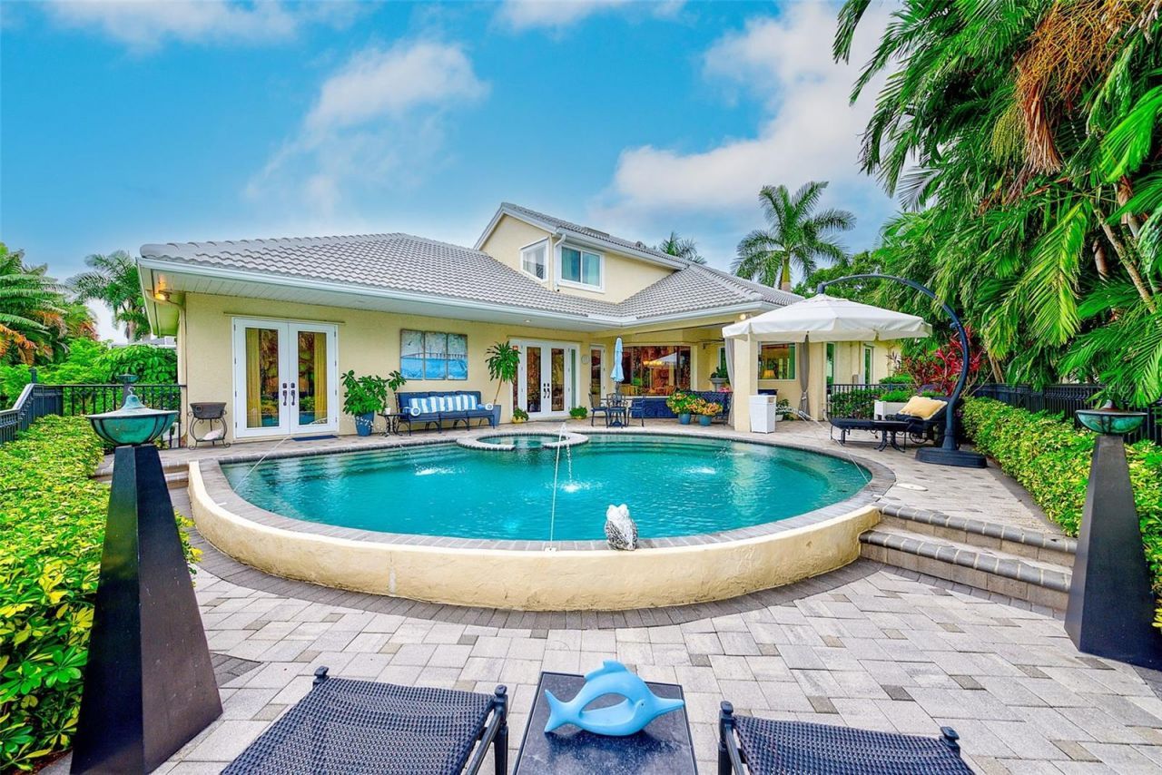 7714 Aralia Way, Seminole, FL 33777 Photo