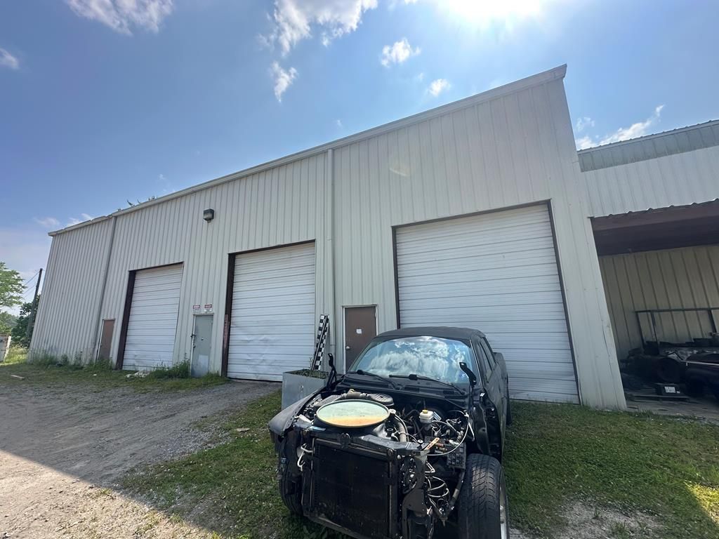 260 Mindora Avenue Lanark, WV 25860