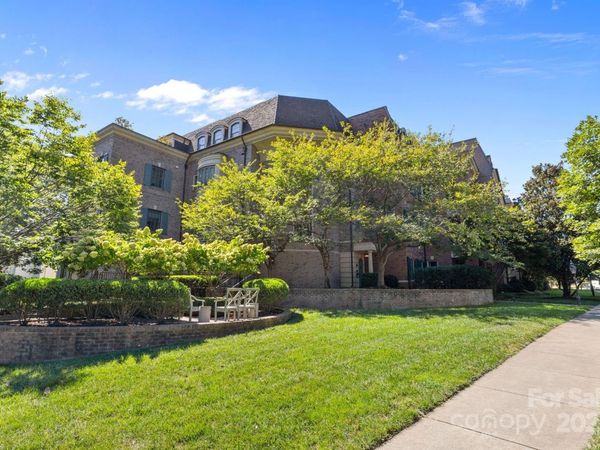 168 Cherokee Road, Charlotte, NC 28207