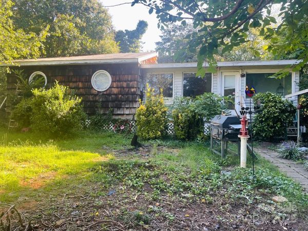 137 Gondola Road, Mooresville, NC 28117