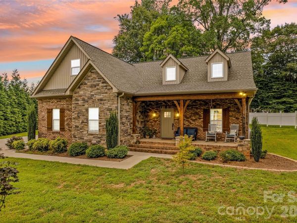 178 Nellwood Court, Mocksville, NC 27028