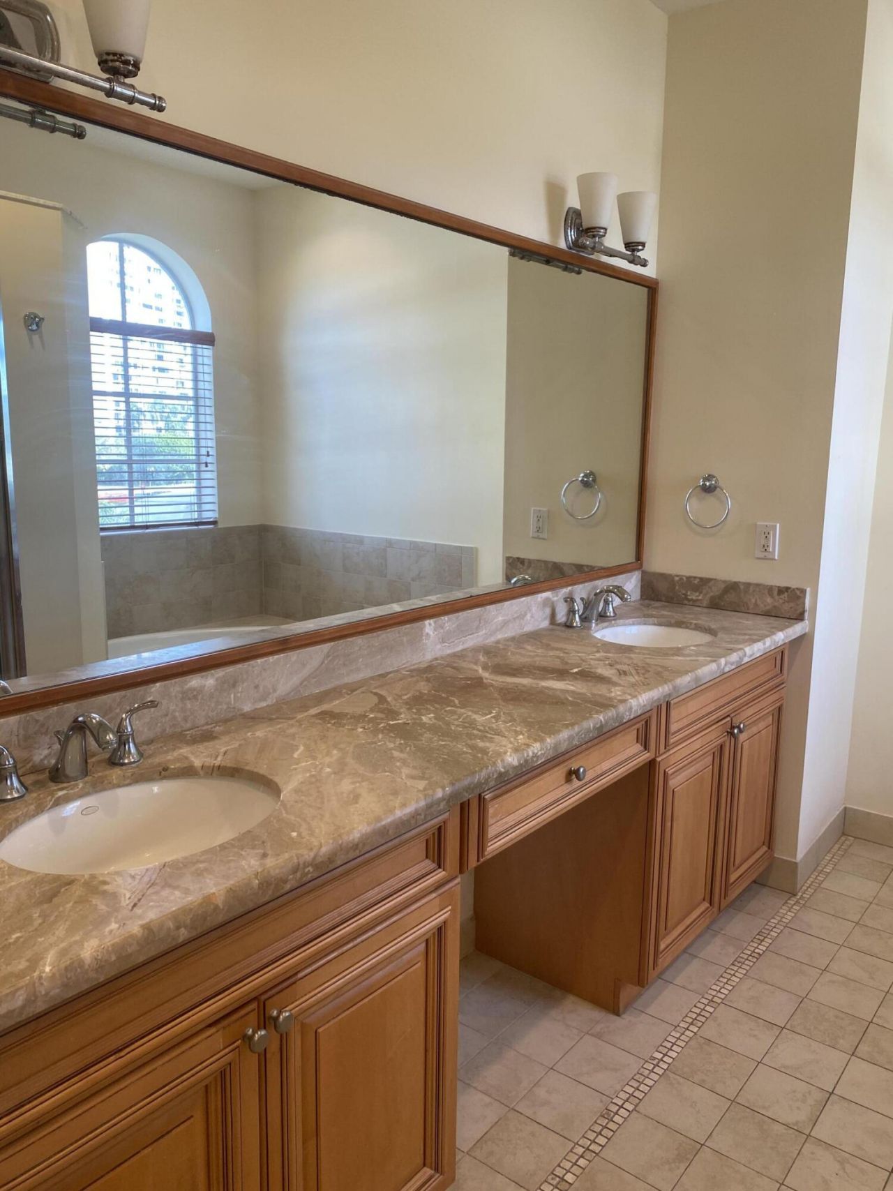 1950 Presidential 2 Way, Unit 2, West Palm Beach, FL 33401 Photo