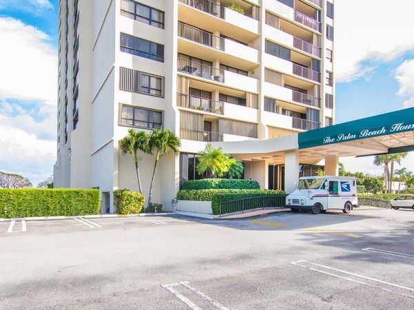 5600 N Flagler Drive, Unit 1404, West Palm Beach, FL 33407