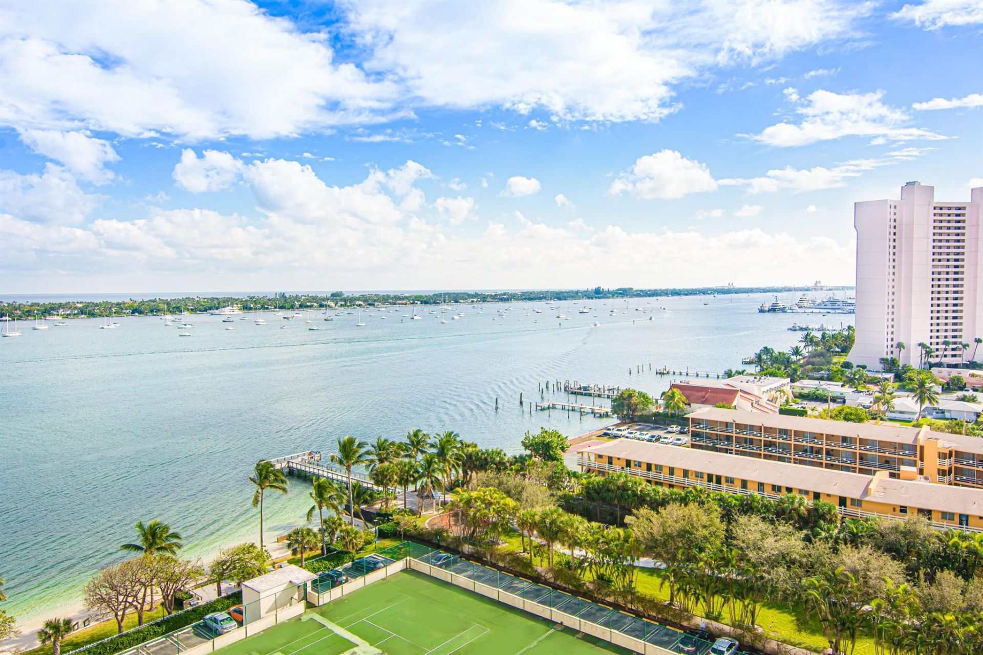 5600 N Flagler Drive, Unit 1404, West Palm Beach, FL 33407 Photo