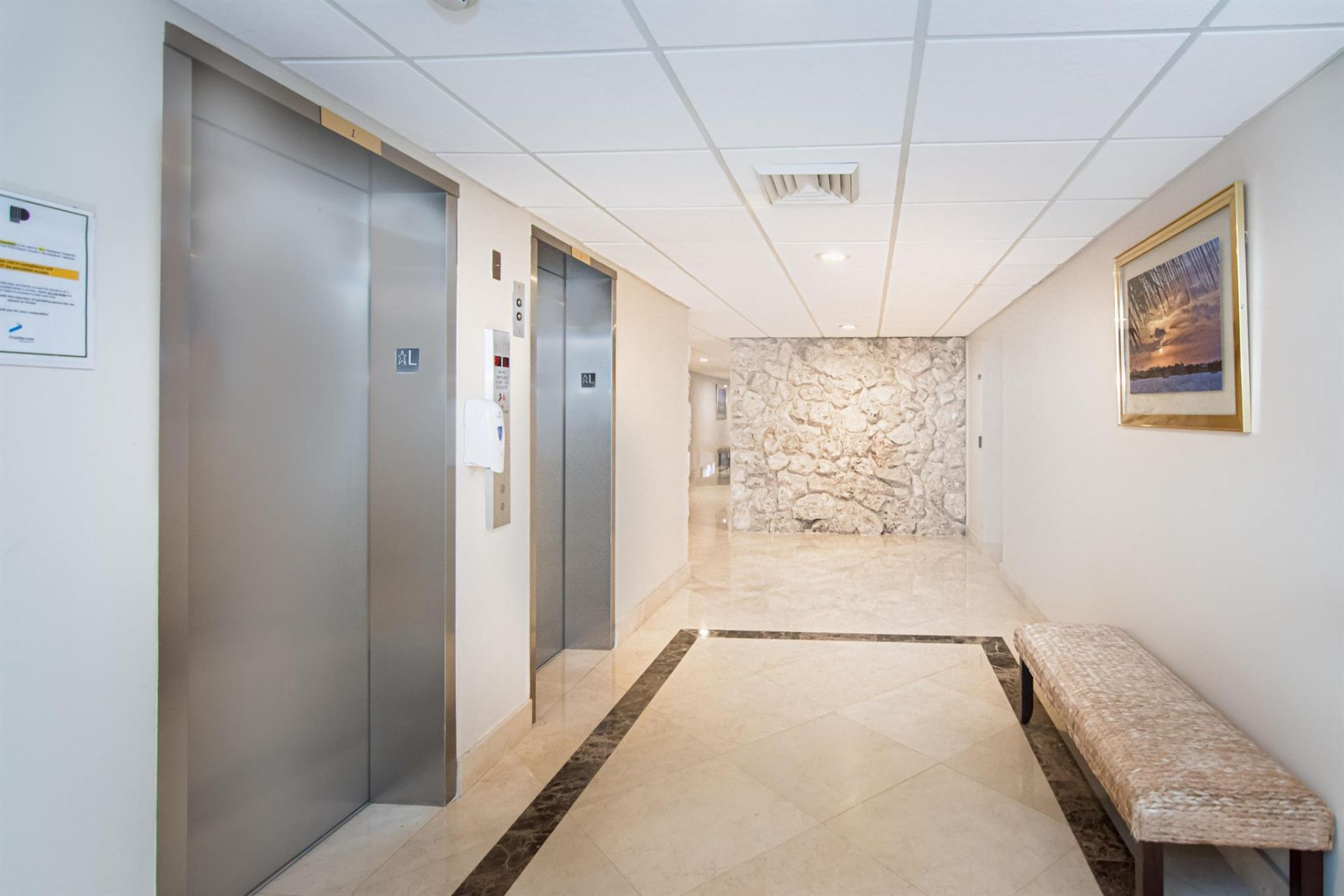 5600 N Flagler Drive, Unit 1404, West Palm Beach, FL 33407 Photo