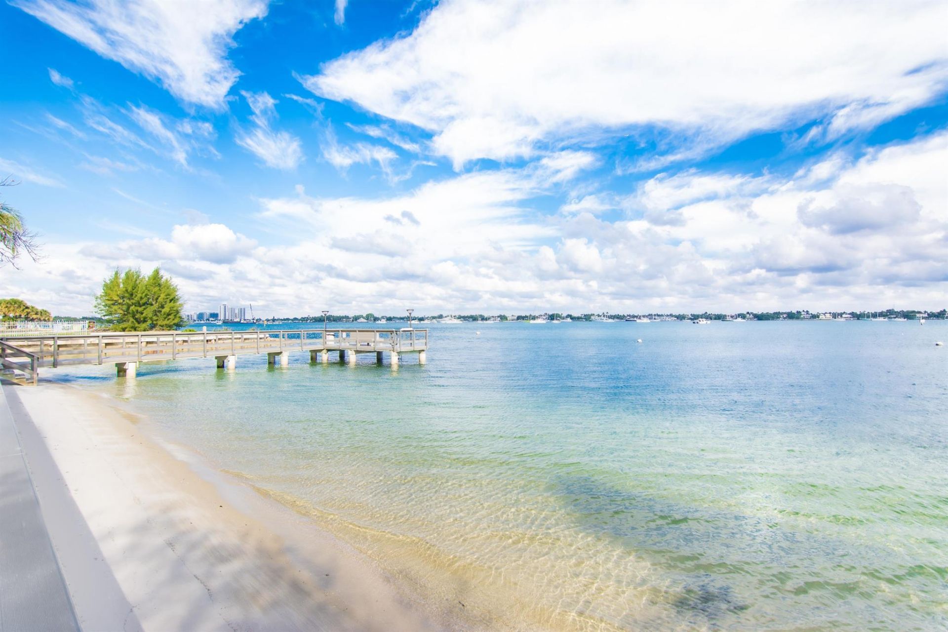 5600 N Flagler Drive, Unit 1404, West Palm Beach, FL 33407 Photo