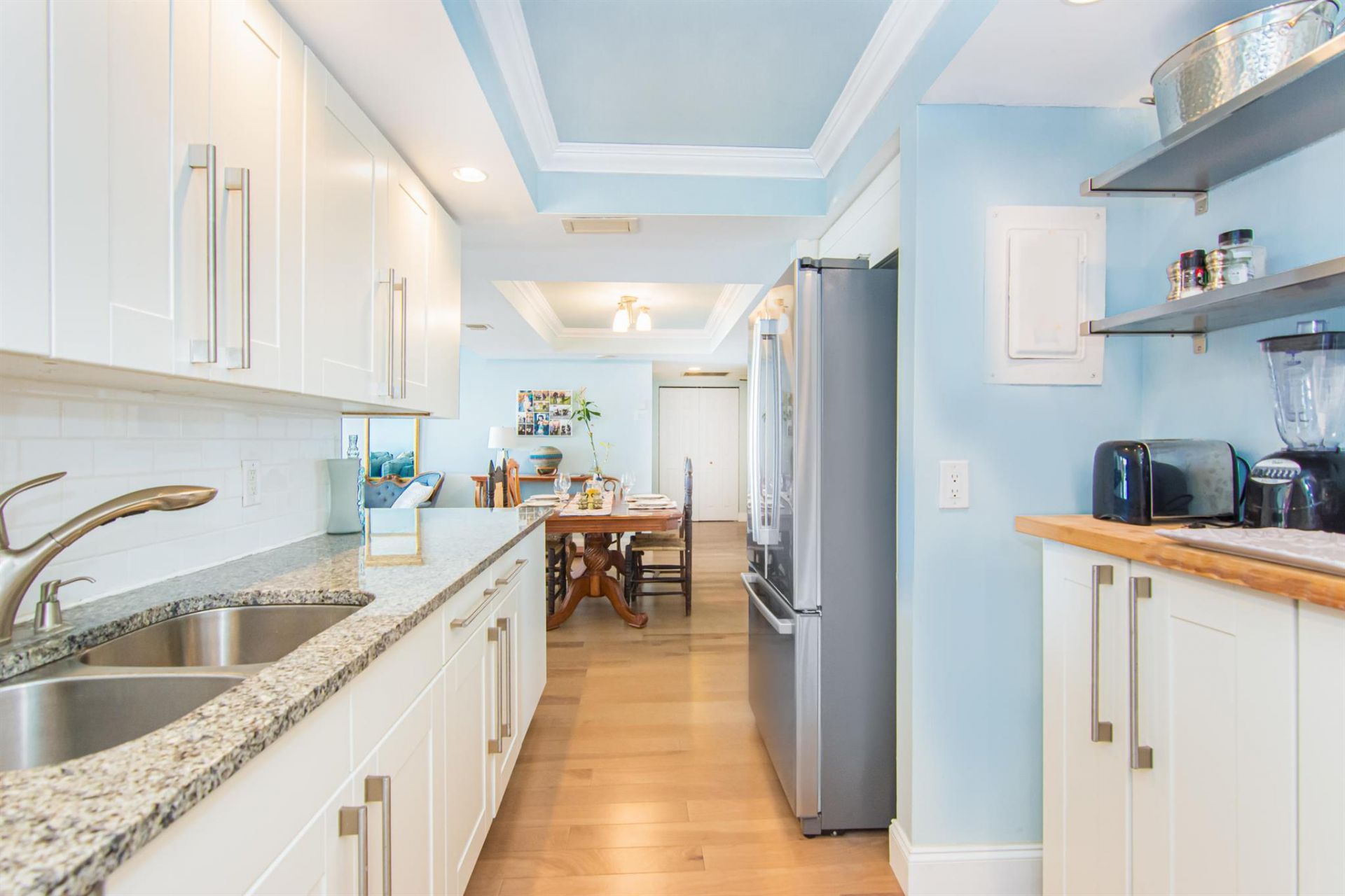 5600 N Flagler Drive, Unit 1404, West Palm Beach, FL 33407 Photo