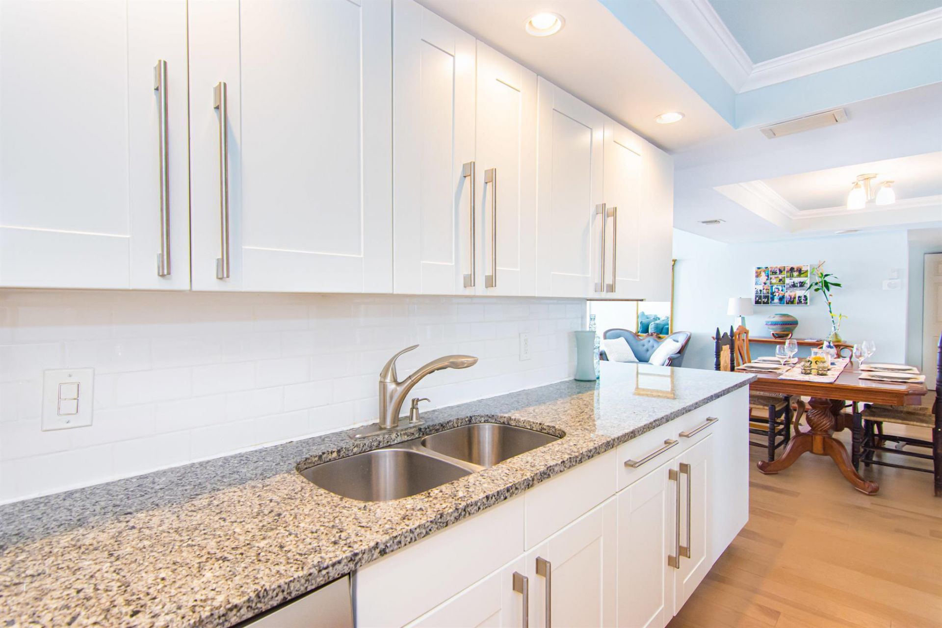 5600 N Flagler Drive, Unit 1404, West Palm Beach, FL 33407 Photo