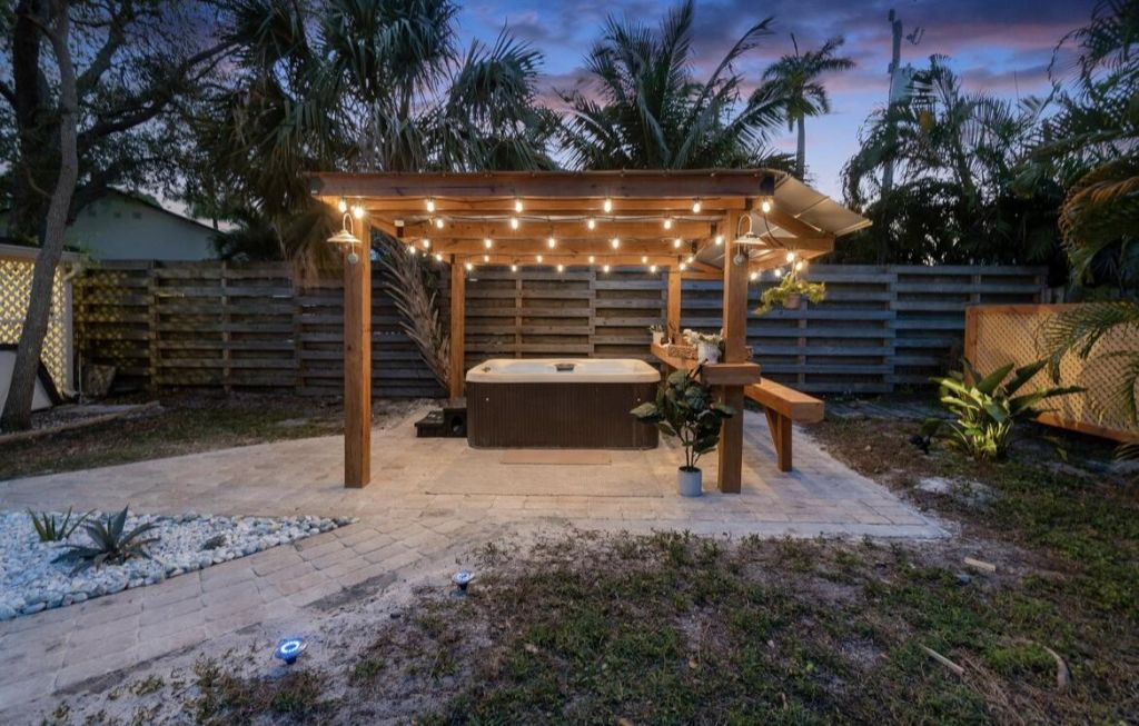 727 S Lake Drive, Lantana, FL 33462 Photo
