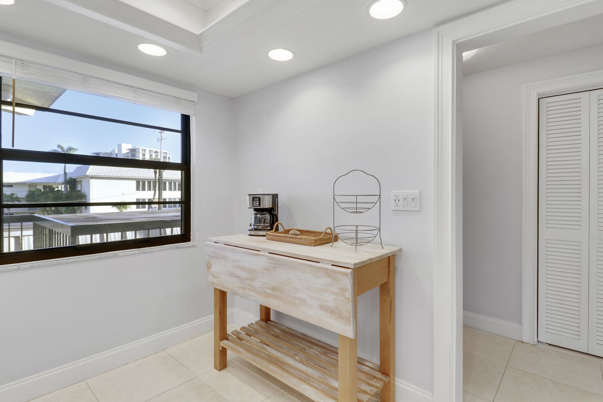 275 Beach Road, Unit B202, Tequesta, FL 33469 Photo