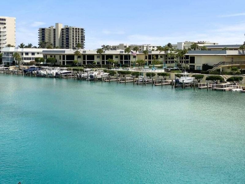 275 Beach Road, Unit B202, Tequesta, FL 33469 Photo